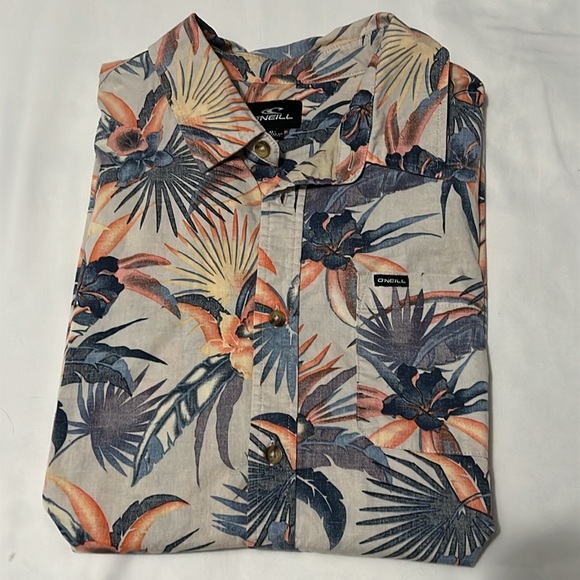 O’Neill Tropical Print Short Sleeve Button Down Shirt - Picture 3 of 5